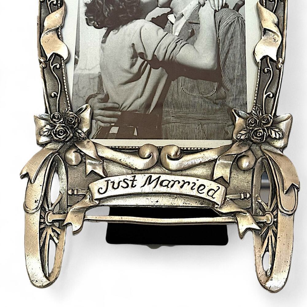 Vintage "Just Married" 5”x7” Picture Frame Carriage Car Bows Silver Tone Rose - Picture 5 of 7